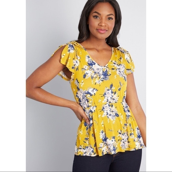 ModCloth Feeling Fluttery Yellow Floral Top 813 - Picture 1 of 7